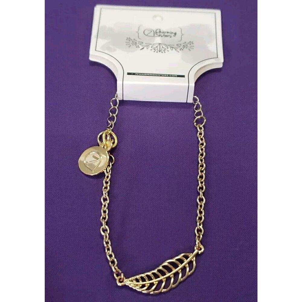 7 Charming Sisters Signed "Jump In The Leaves" Gold Tone Bracelet Adjustable